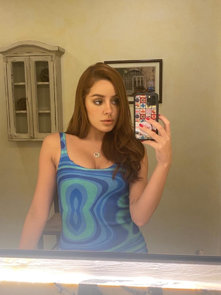 Who Is Vanna Bardeau? Biography, Career, Net Worth & More